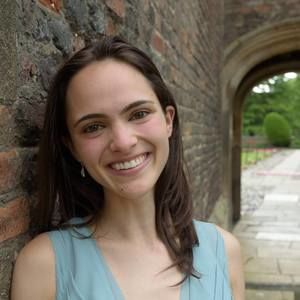 Meet your Posher, Caroline